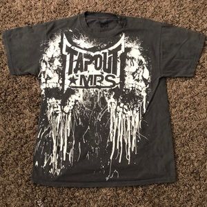 👊🏼Tap Out Shirt Size Large 👊🏼